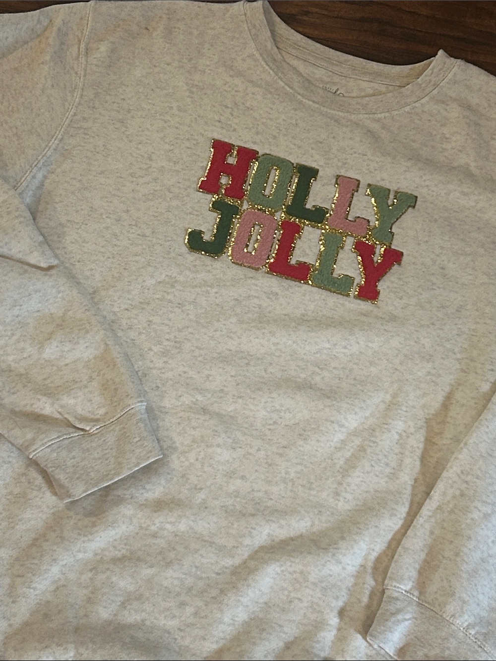 Wink Light Heather Crewneck Sweatshirt with Multicolor Holly Jolly Appliqué